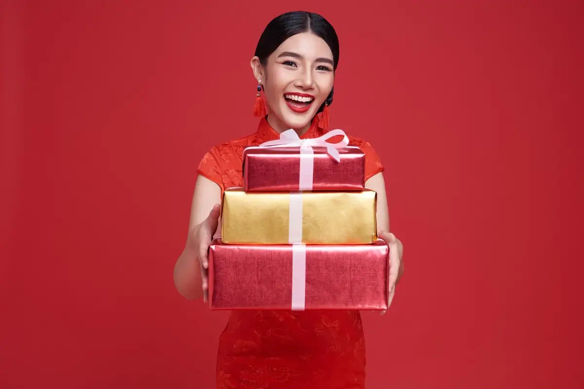 3 Rekomendasi Skincare Hampers Imlek, Hadiah Penuh Makna