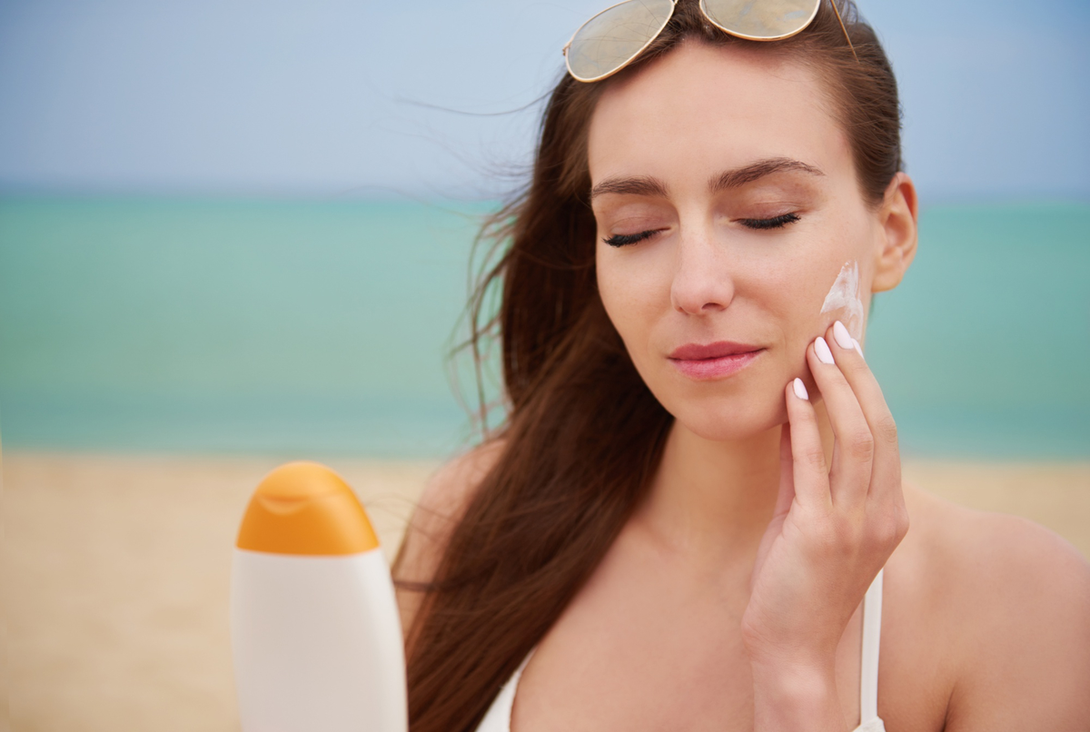 sunscreen spf 50 tahan berapa jam